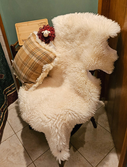 Sheepskin White Soft Romney ST3L275 34x23.5"