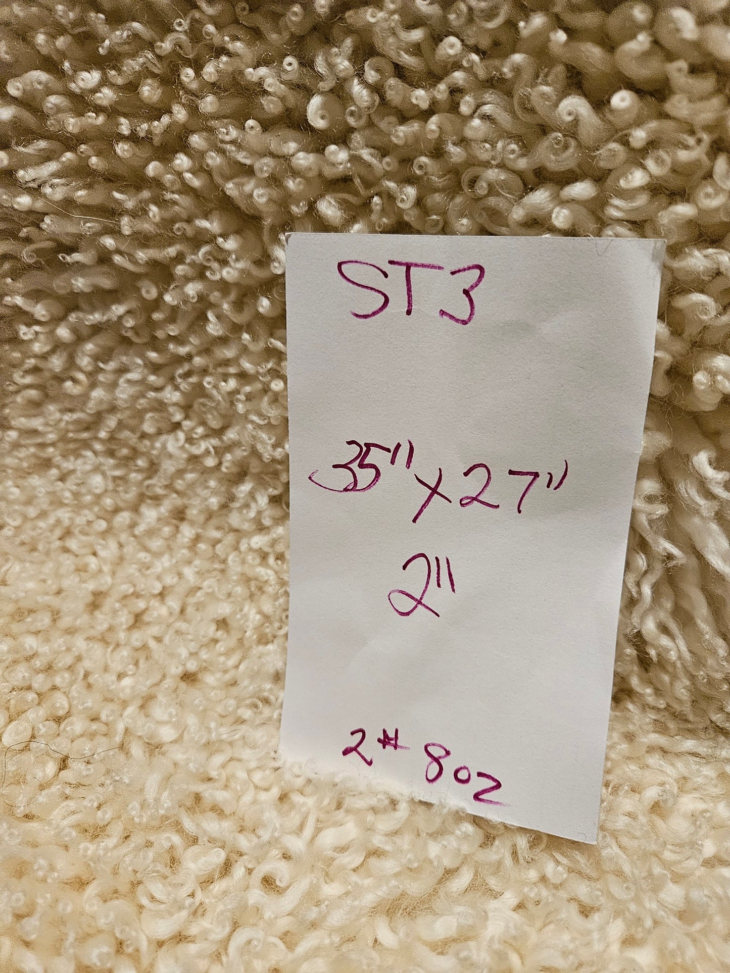 Sheepskin Soft White Romney ST3-275 35" x 27"