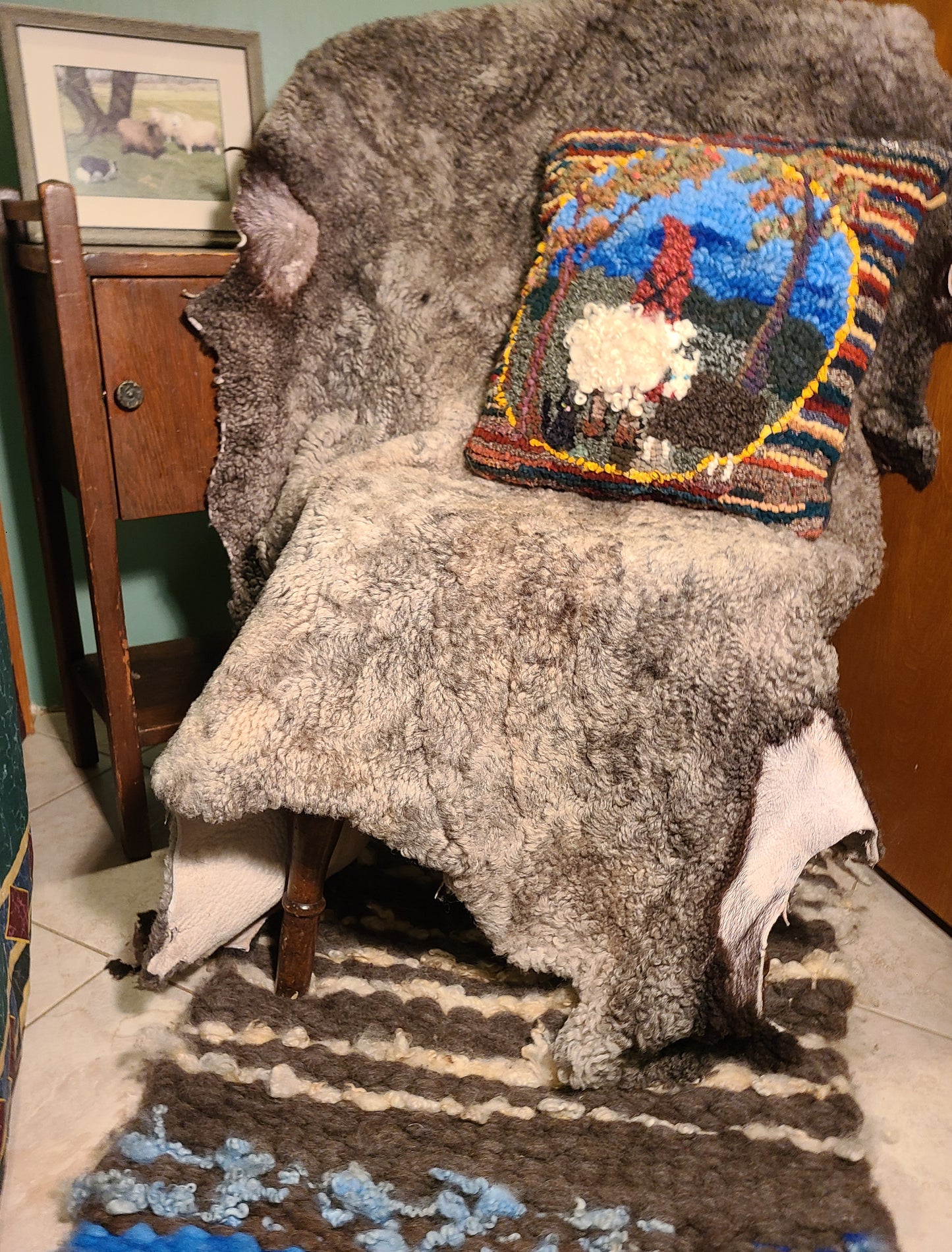 Sheepskin Big Natural Color Silver- Gray Pelt 49 x 37 Inch 3RS375