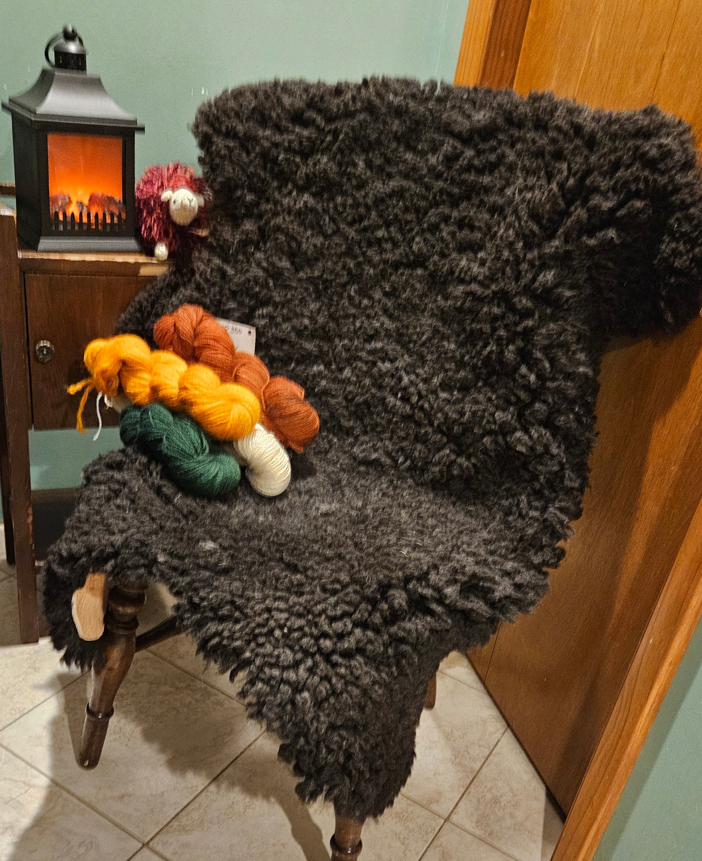 Sheepskin SW3G-350 Black Romney Sheepskin 40 x 28 1/2