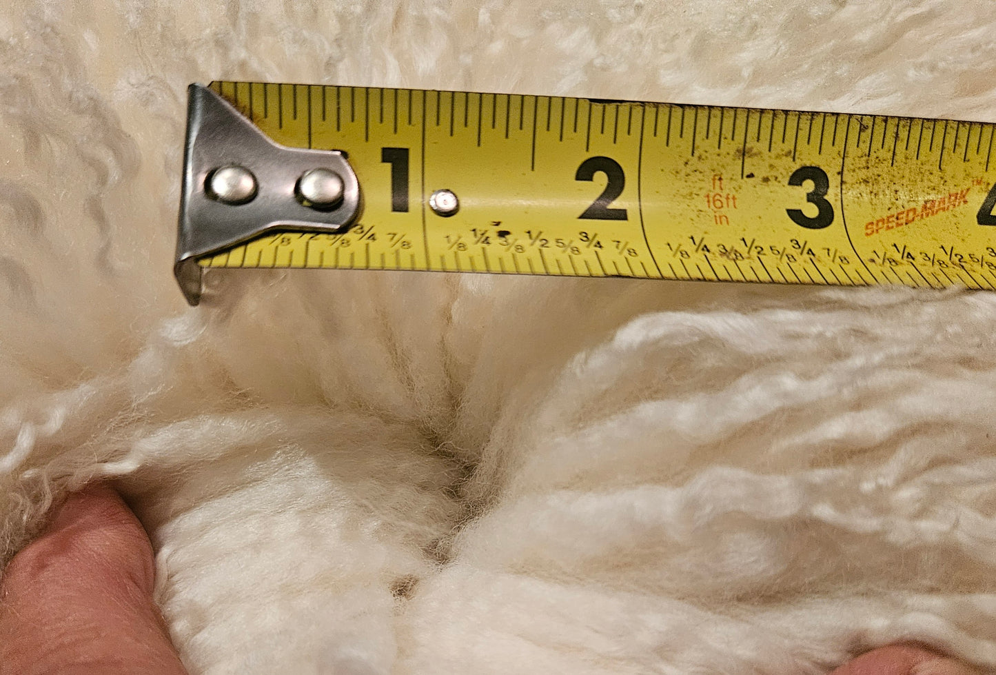 Sheepskin ST-325 White Romney 33" x 25"