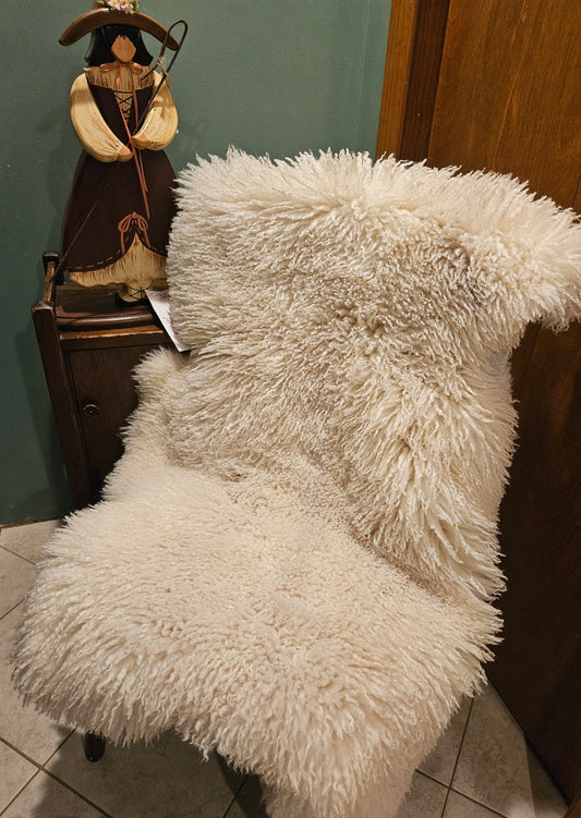 Sheepskin ST-325 White Romney 33" x 25"