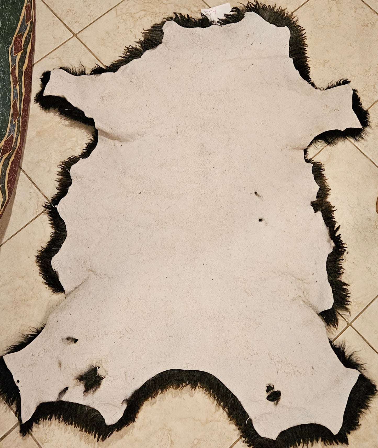 Sheepskin Dark Gray Soft Romney ST4-30033 x 24