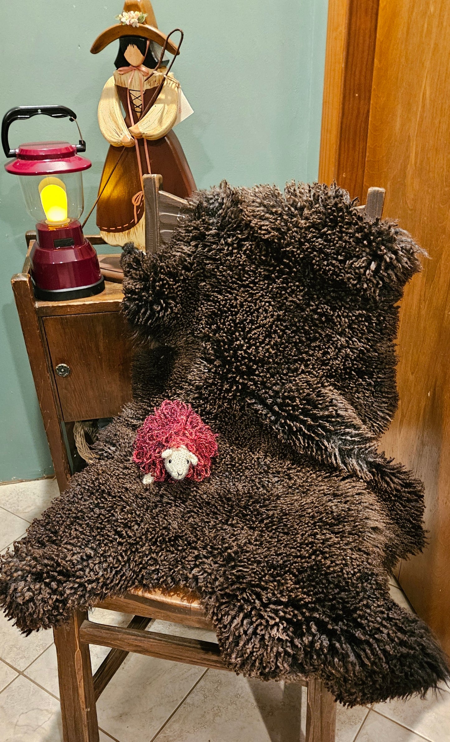 Sheepskin Dark Gray Soft Romney ST4-30033 x 24