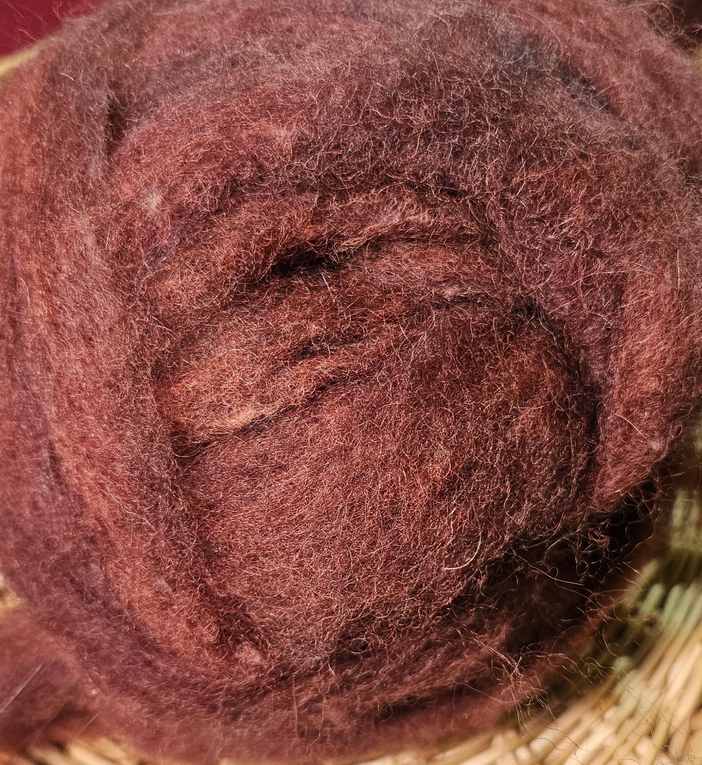 CRoving Blend Raspberry Red 60% Romney/40% Corriedale/10%Angora RRAPP10 Romney - 2 ounces