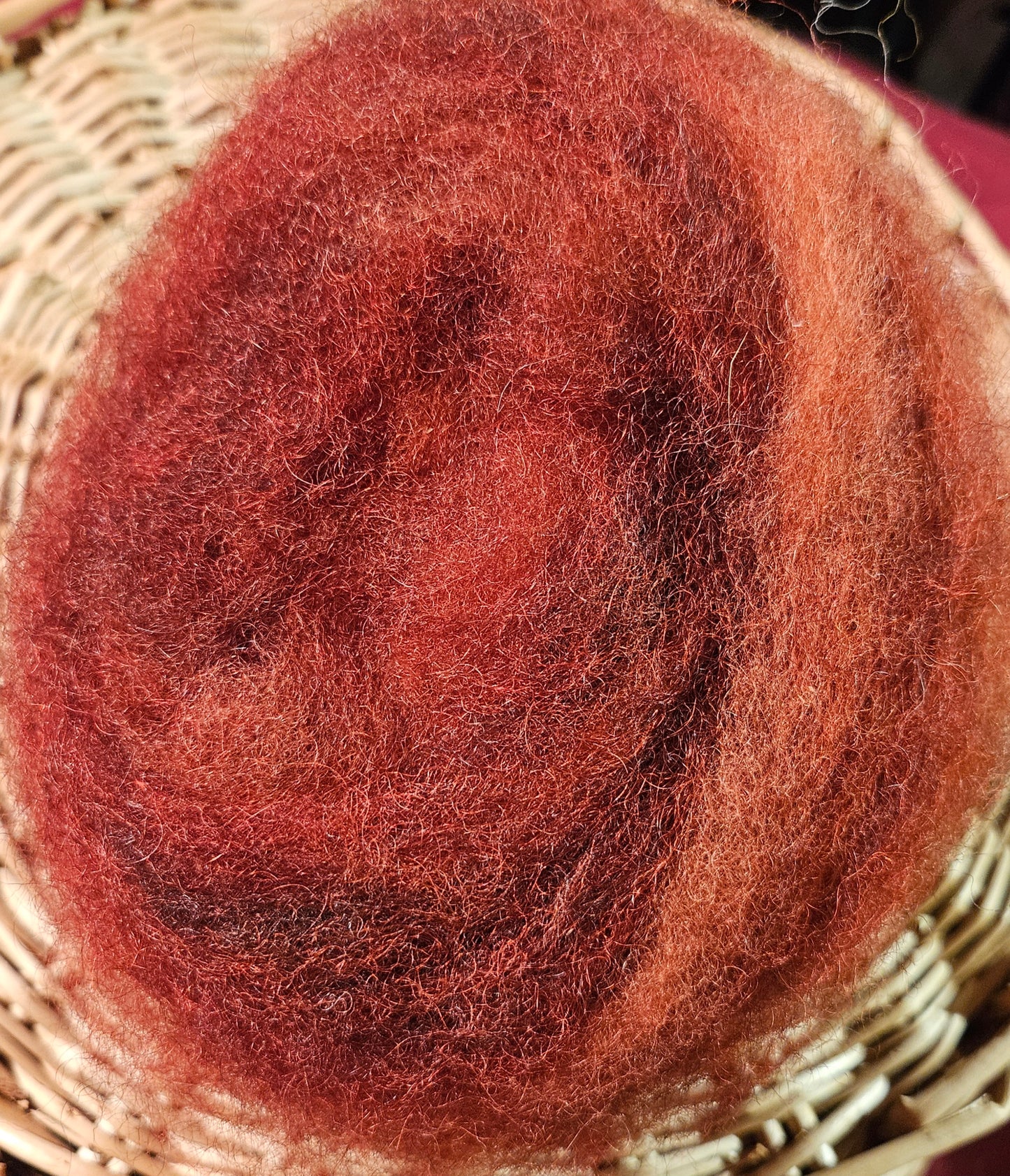 BRoving Rust Swirl 100% Romney RRES4- 0.6 ounces