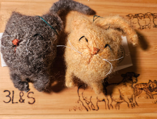 Fat Taffy Cat- Knit Felted w/ 3LS Wool