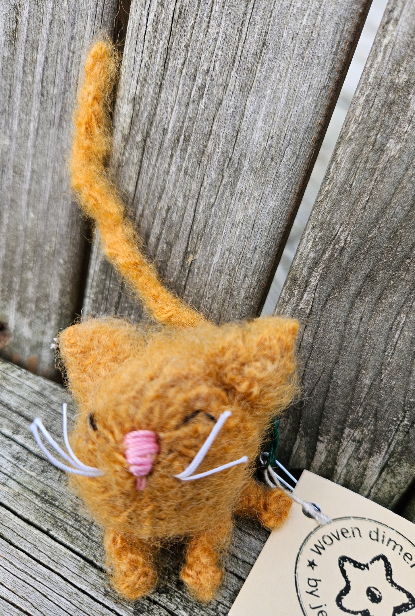 Ginger Kitten- GK-20 Felted Knitted 3LSWool Yarn  2" x 2"